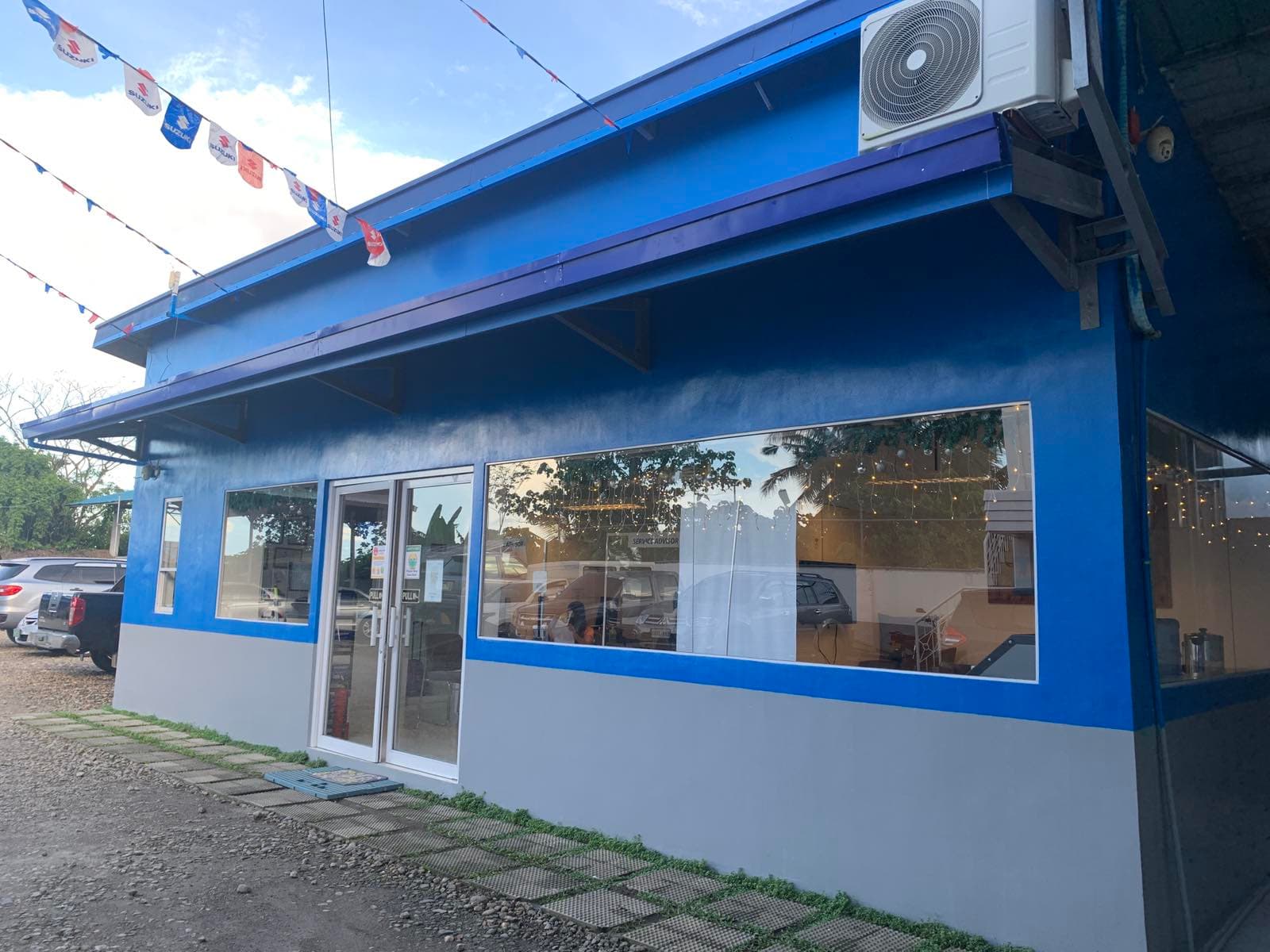 Customer Service Hub